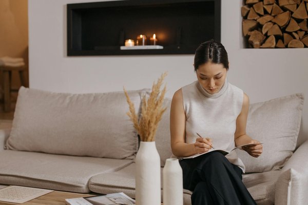 Mastering norfolk farmhouse roof care: top tips for maintaining your magical thatched roof